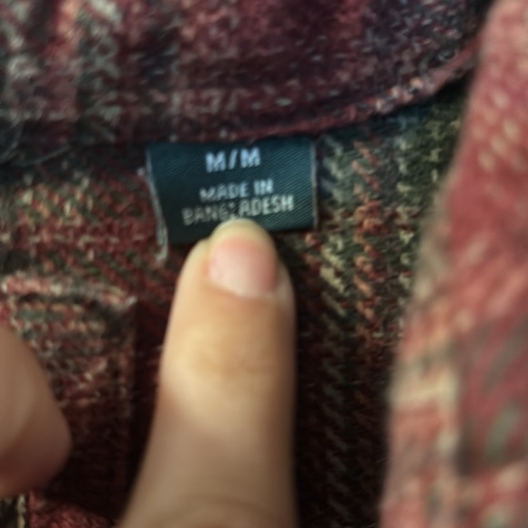 Orvis thick button down flannel size medium - Picture 4 of 7